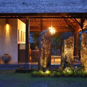 https://villa-kayu-lama.ubudhotelsnow.com